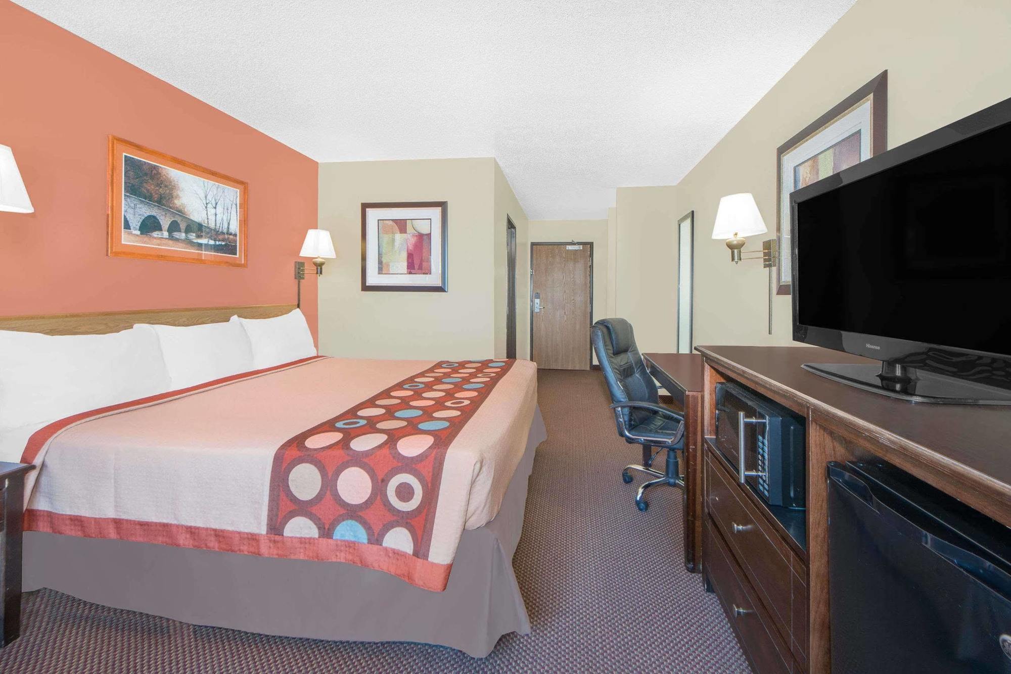 Super 8 By Wyndham Ottumwa Motel Exterior photo